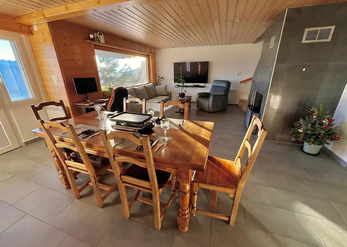 La Louise Avec Vue Imprenable 木屋 *